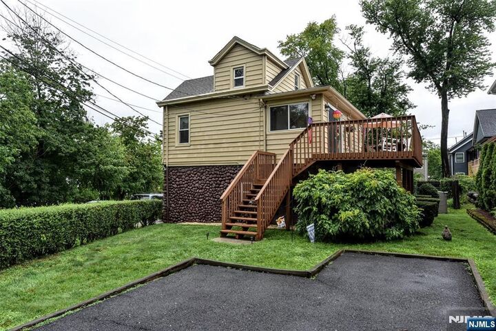 Property Photo:  7 Lafayette Place  NJ 07463 