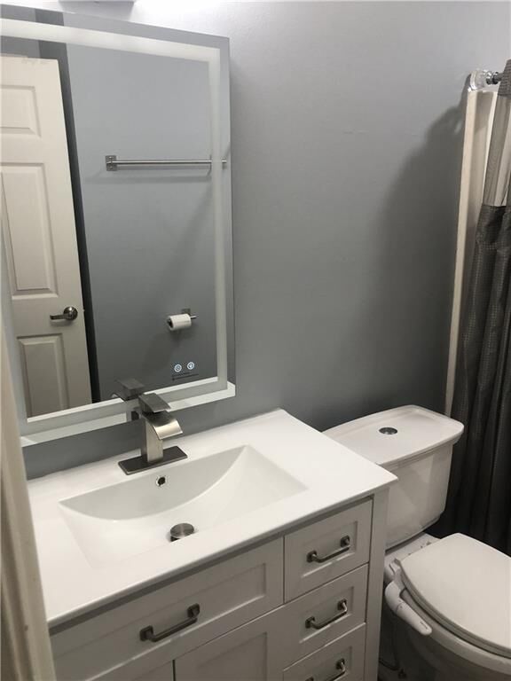 Property Photo: 71 New England Court LA 70053