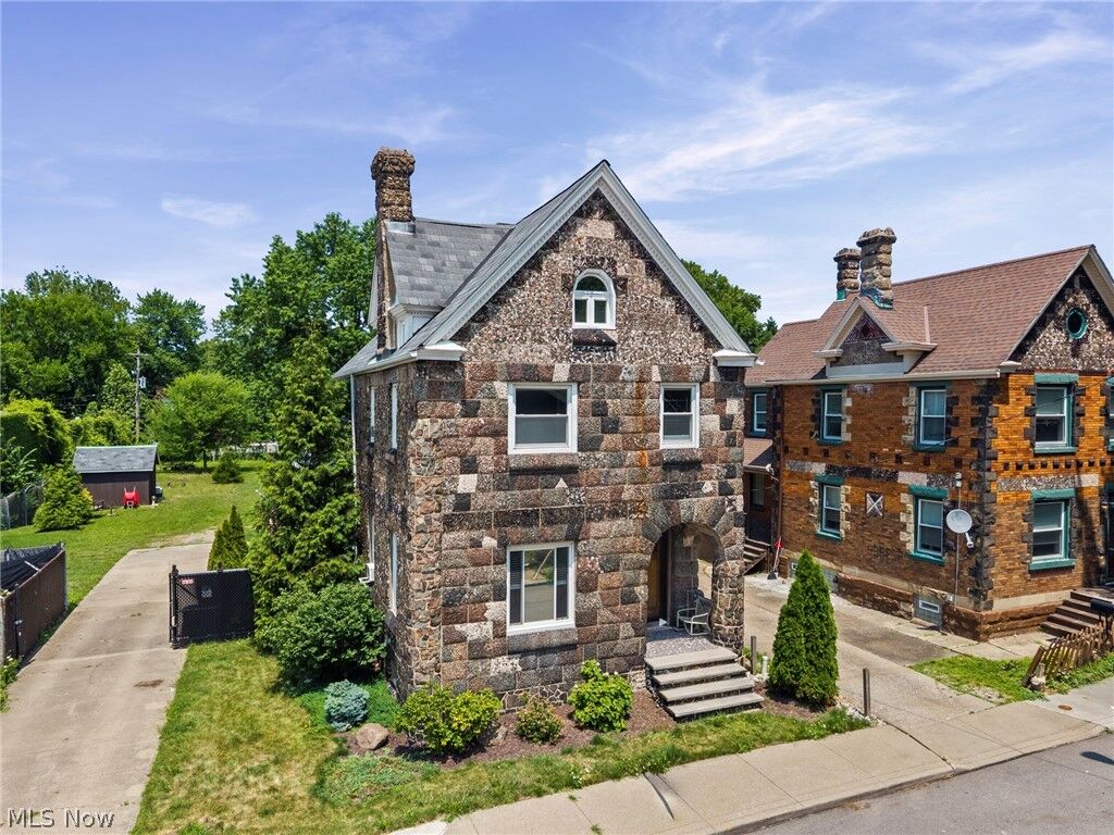Property Photo: 5822 Ellen Avenue OH 44102