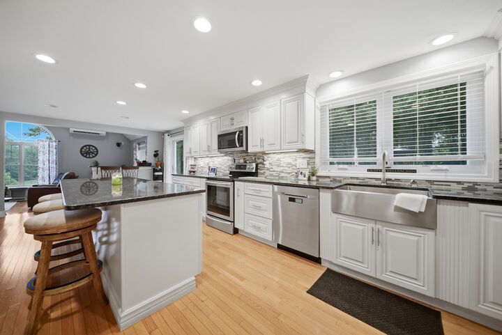 Property Photo:  17 Laurel Road  NH 03106 