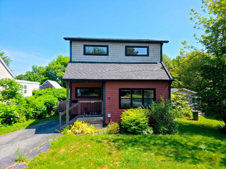 Property Photo:  28 Pine Grove Drive  NS B3R 1S1 