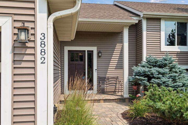 Property Photo:  3882 Mersey Way  MN 55123 