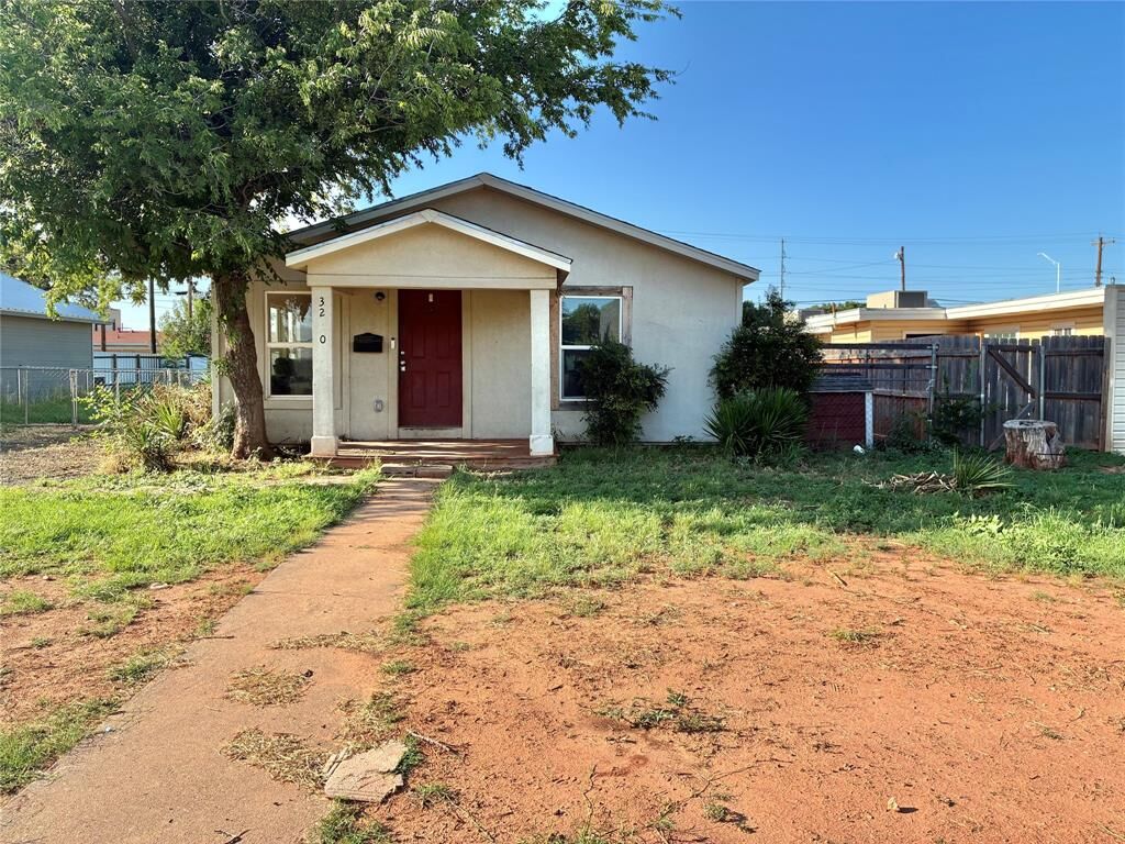 Property Photo:  3210 S 2nd Street  TX 79605 