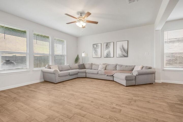 Property Photo: 15957 Charing Cross Drive TX 76247