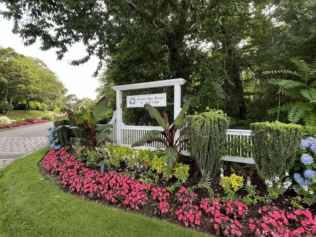 Property Photo:  11 Howland Circle 11  MA 02631 