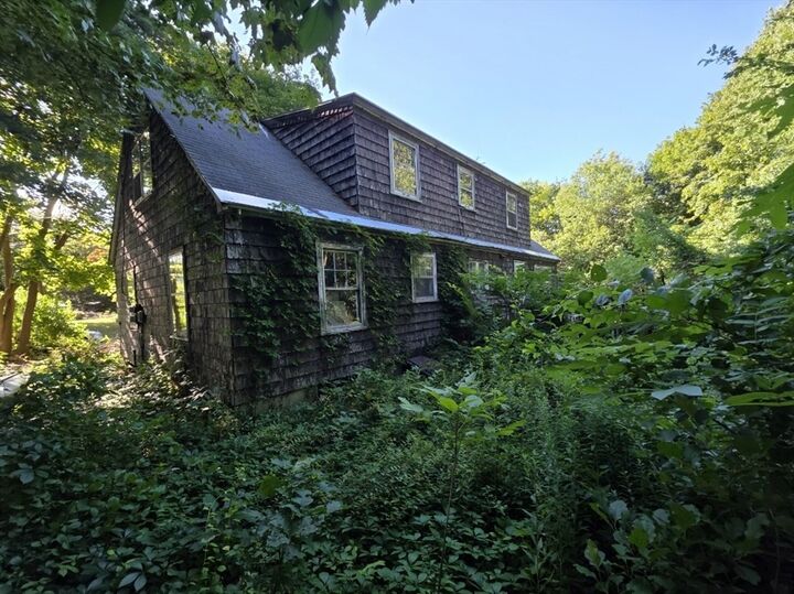 Property Photo:  47 Montana Dr  MA 01520 