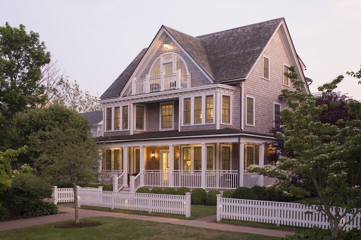 Property Photo: 131 North Water St-Collins Cottage 22 MA 02539