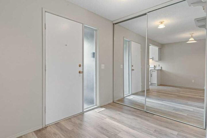 Property Photo:  7172 Coach Hill Road SW 141  AB T3H 1C8 
