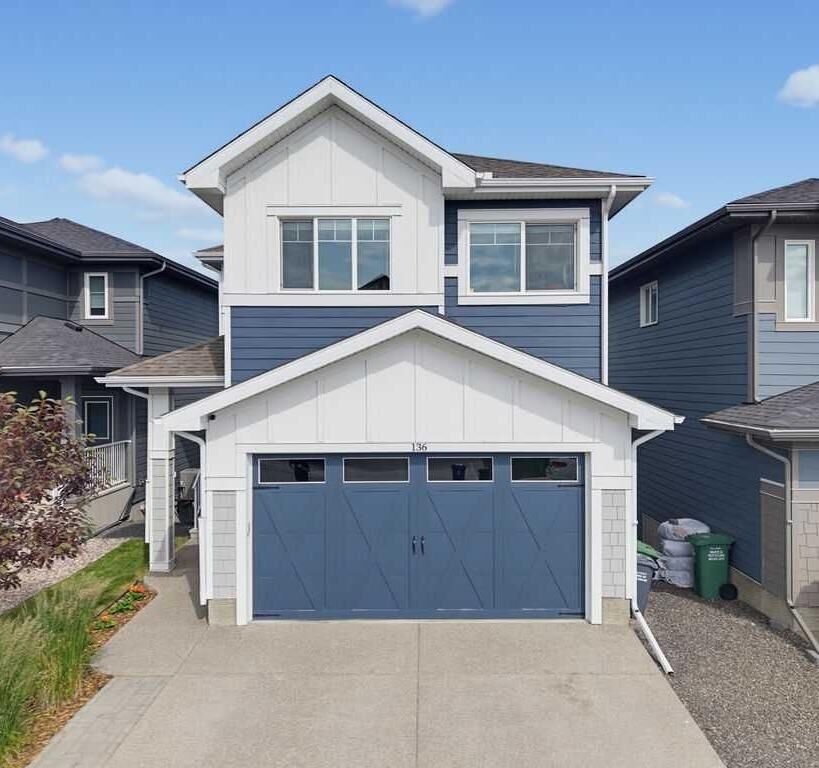 Property Photo: 136 Sunrise Common AB T4C 2S1