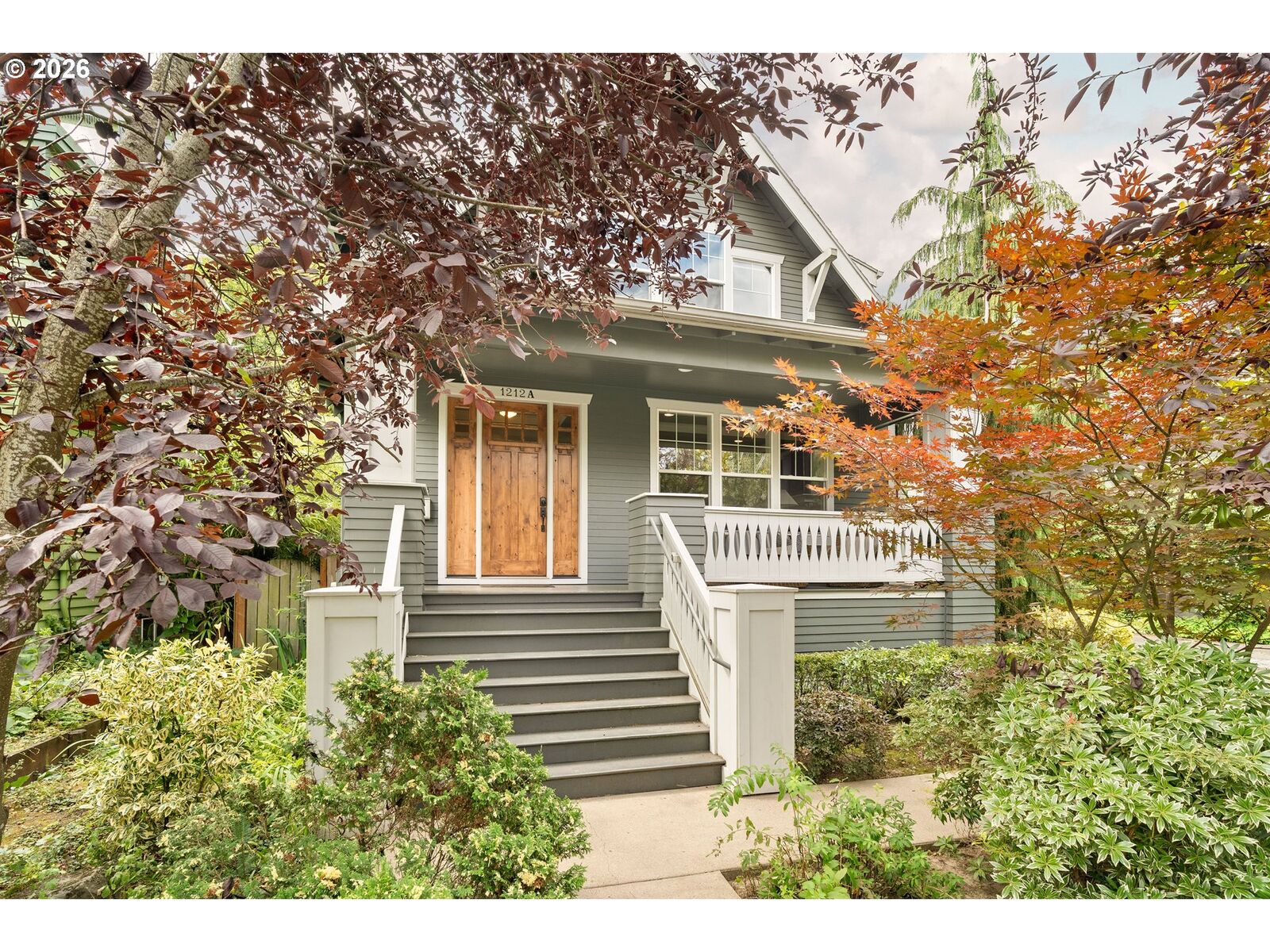Property Photo: 1212 SE Harney St OR 97202