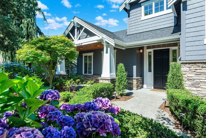 Property Photo: 4834 118th Avenue NE WA 98033