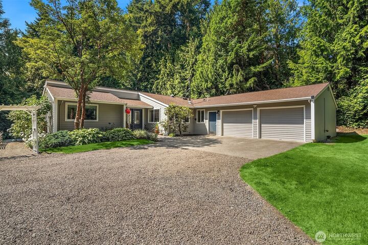 Property Photo:  11471  Kallgren Road NE  WA 98110 