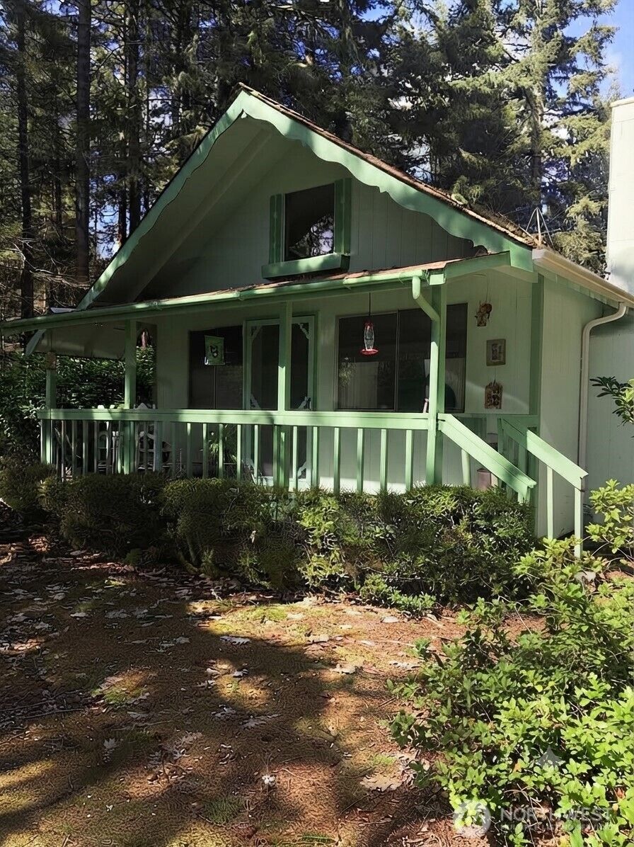 Property Photo:  71 E Leisure Lane  WA 98546 