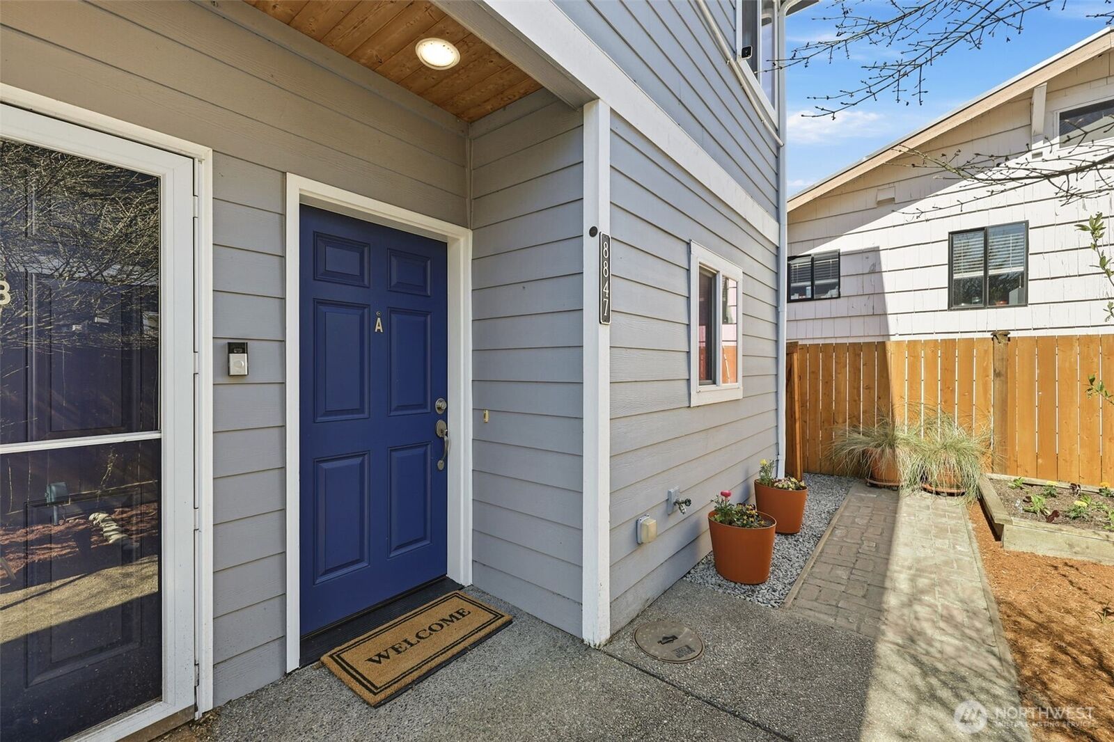 Property Photo:  8847  9th Avenue SW A  WA 98106 