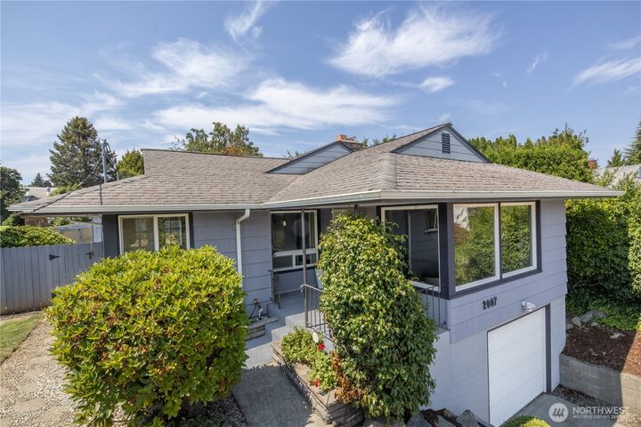 Property Photo:  2007  Trenton Avenue  WA 98310 