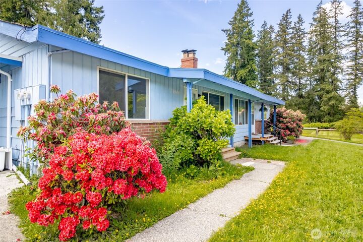 Property Photo:  3506  114th Avenue E  WA 98372 