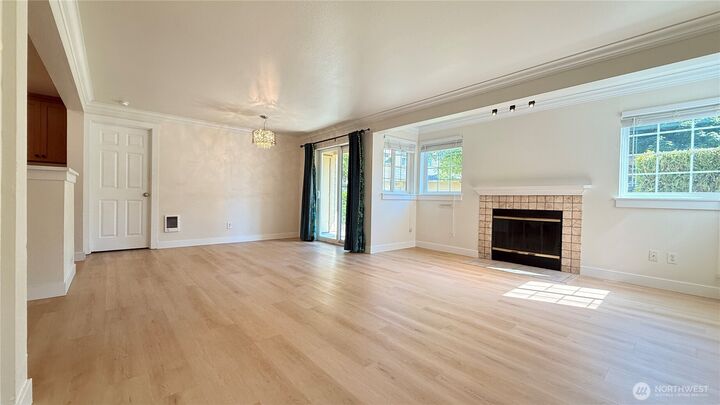 Property Photo:  28704  18th Avenue S V102  WA 98003 