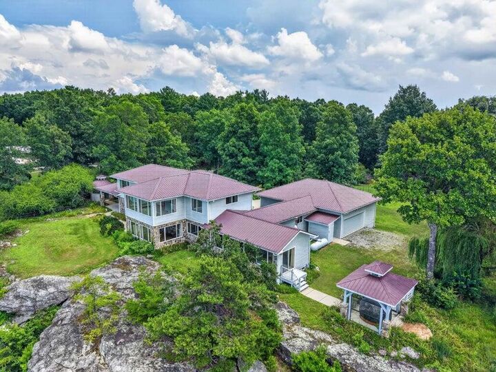 Property Photo:  1981 Porch Rock Road  TN 37367 