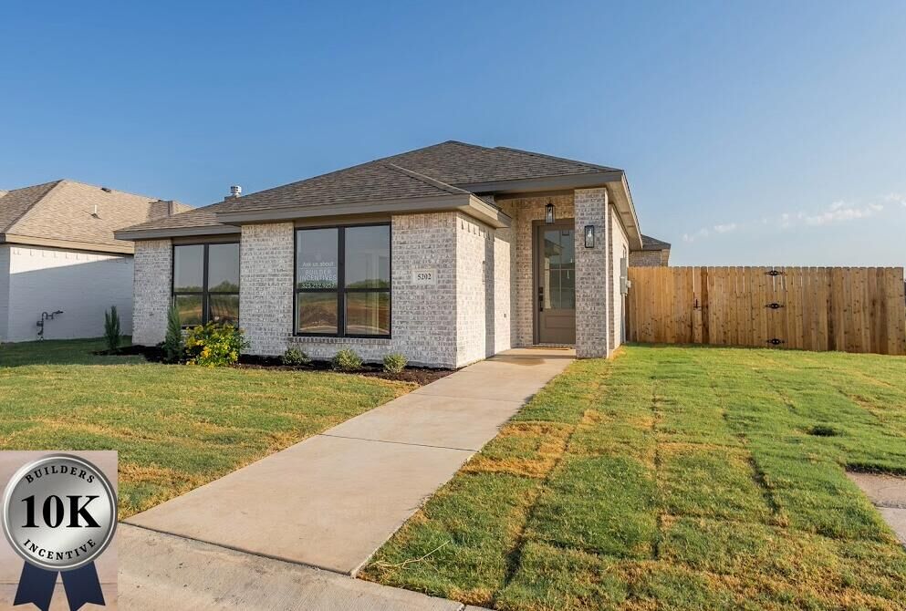 Property Photo:  5202 Catarina Court  TX 76904 