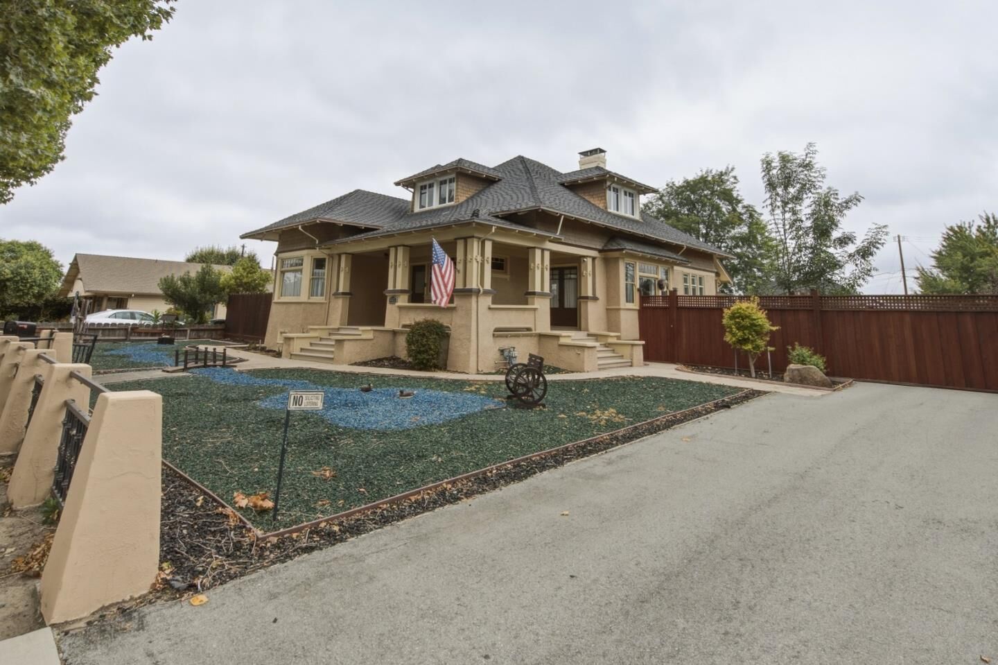 Property Photo:  862 4th Street  CA 95023 