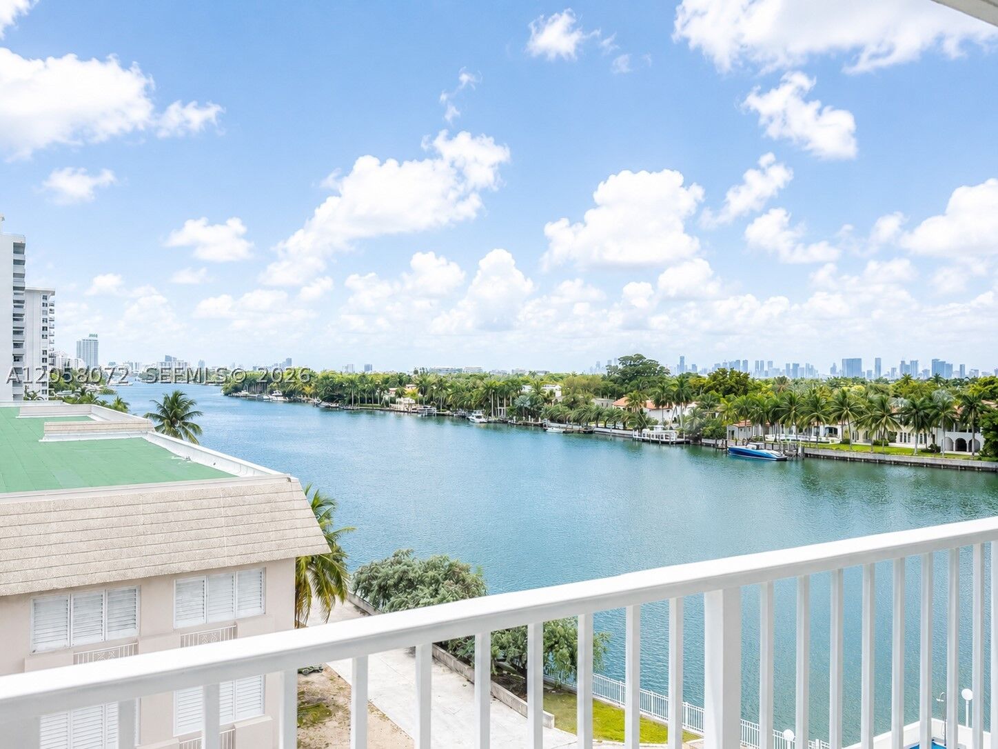 Property Photo: 5838 Collins Ave 5G FL 33140