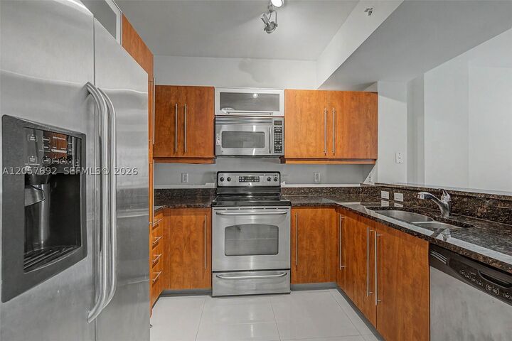 Property Photo:  7350 SW 89th St 1603S  FL 33156 