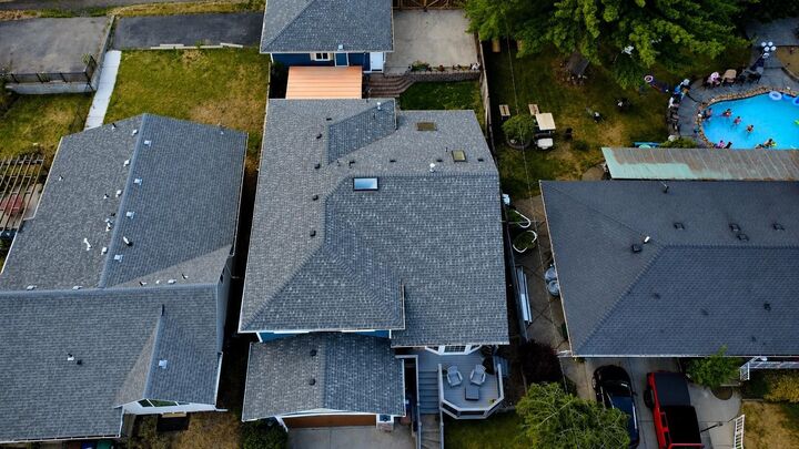 Property Photo:  3703 E Courtland Ave  WA 99217 