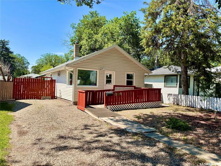 314 Retallack Street — photo 1