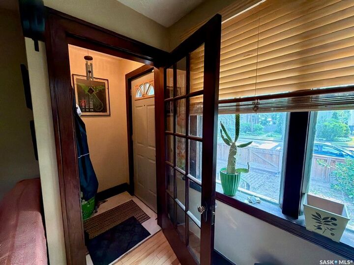 Property Photo: 2341 Elphinstone Street SK S4T 3P2
