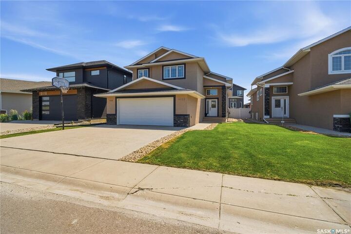 Photo de la propriété:  5122 Canuck Crescent  SK S4W 0H1 