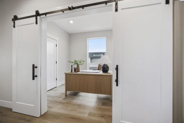 Property Photo:  2324 Lariat Lane  WA 99352 