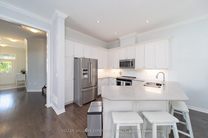Property Photo:  12 Blasi Court  ON L9Z 0H3 