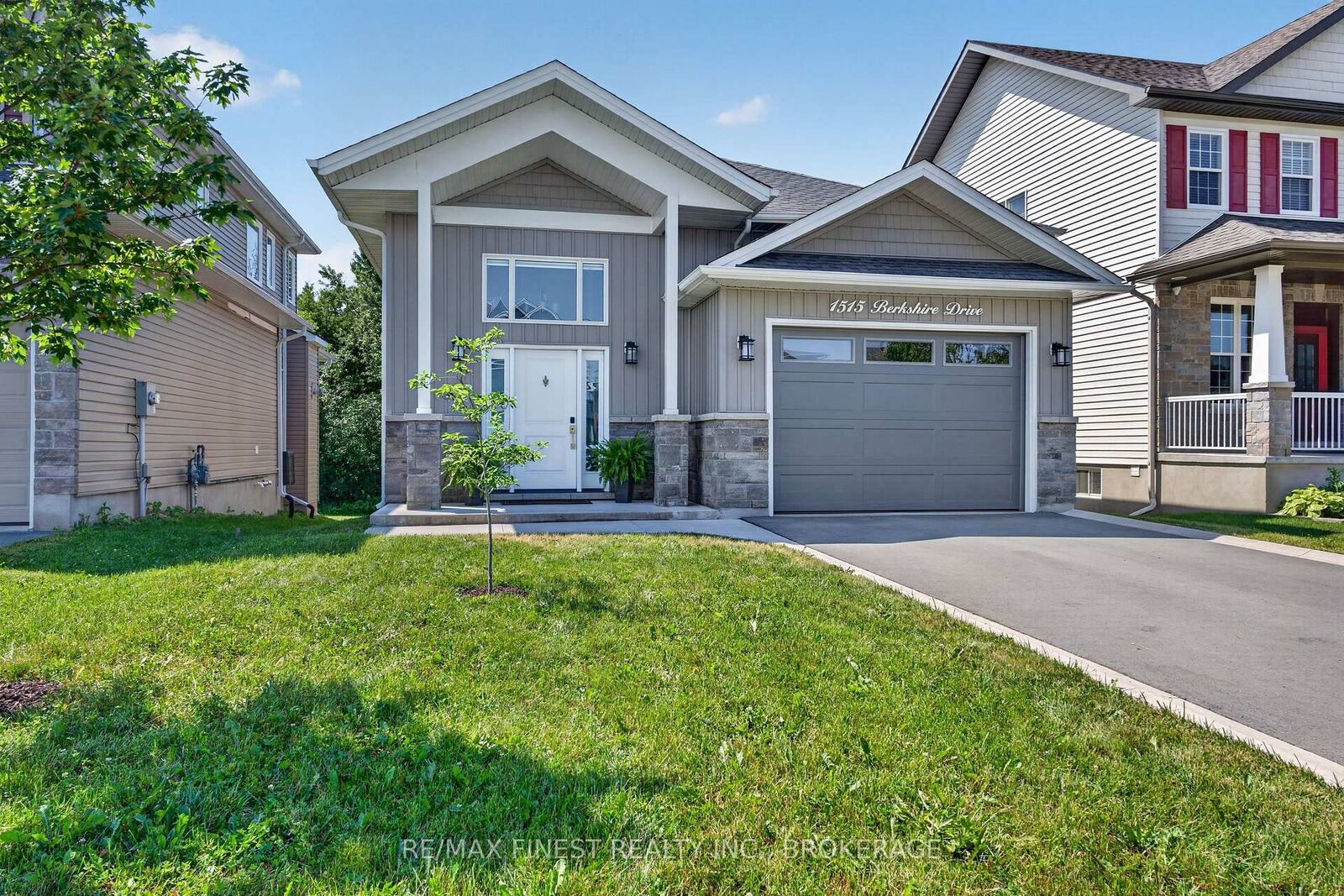 Photo de la propriété: 1515 Berkshire Drive ON K7P 0S7