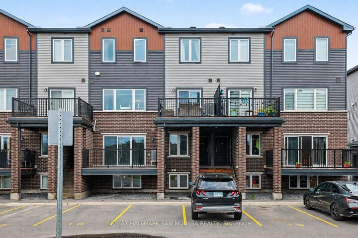 215 Eldorado Private A — photo 1
