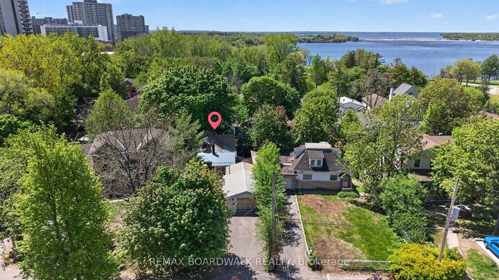 Property Photo:  92 Orvigale Road  ON K2B 5A2 