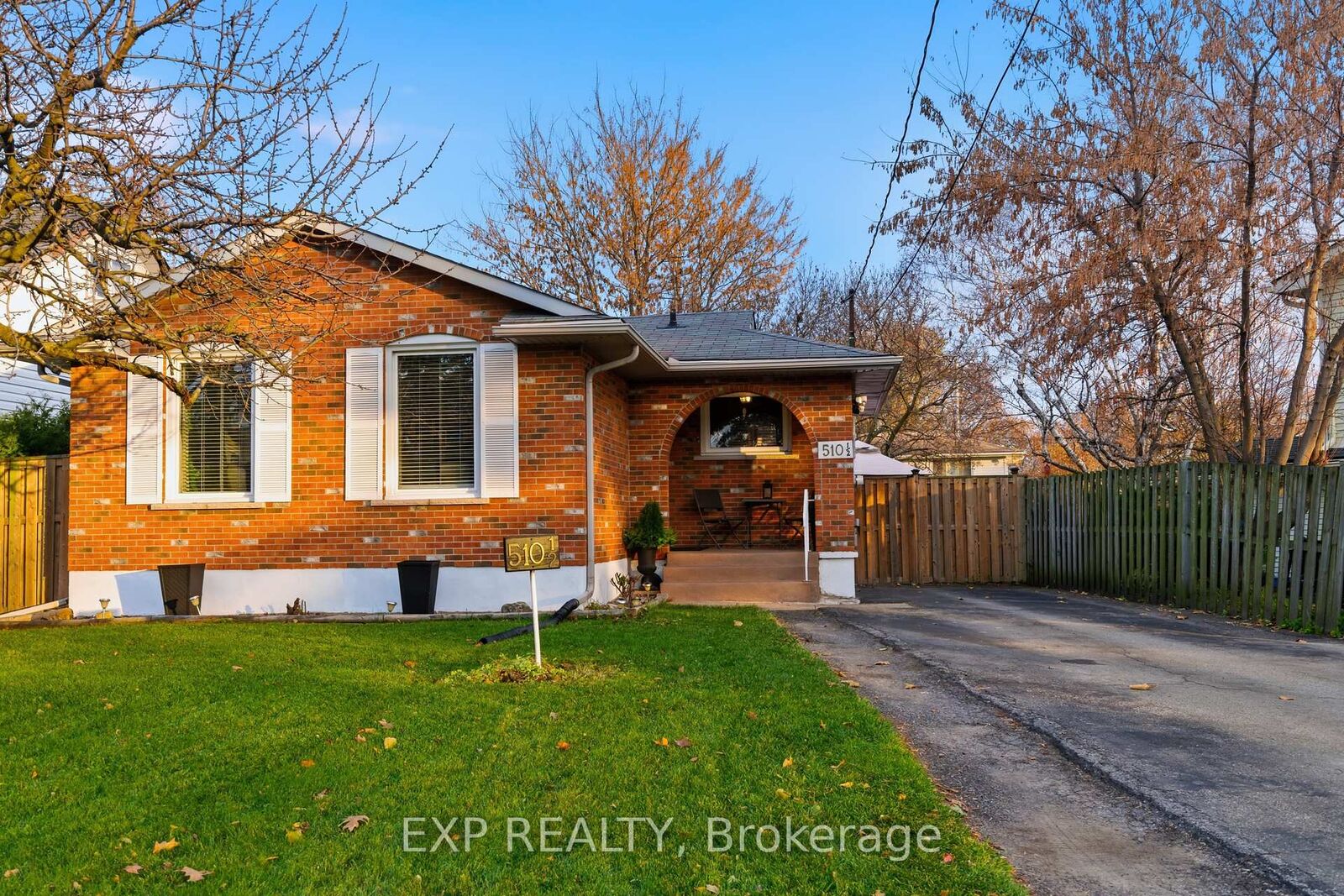 Property Photo: 510 1/2 Niagara Street ON L2M 3P5