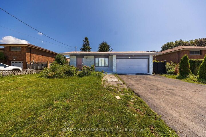 Property Photo: 109 Thickson Road S ON L1N 2C7