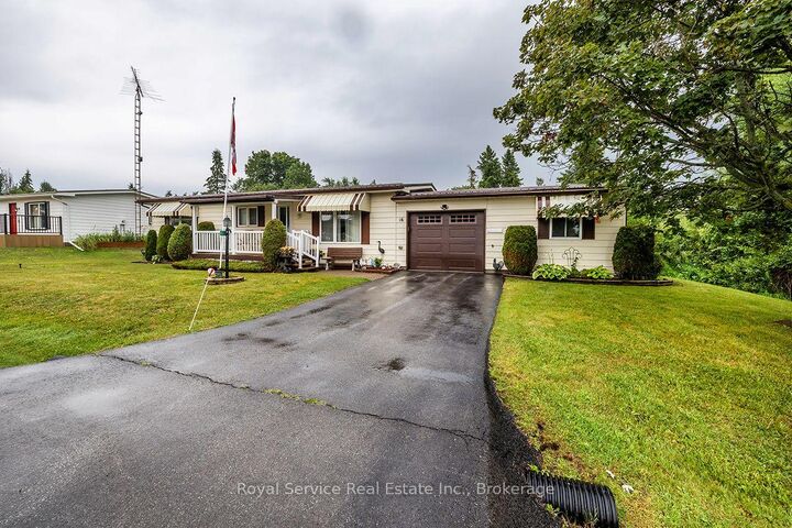 Property Photo: 16 Vista Drive ON K9V 0H7