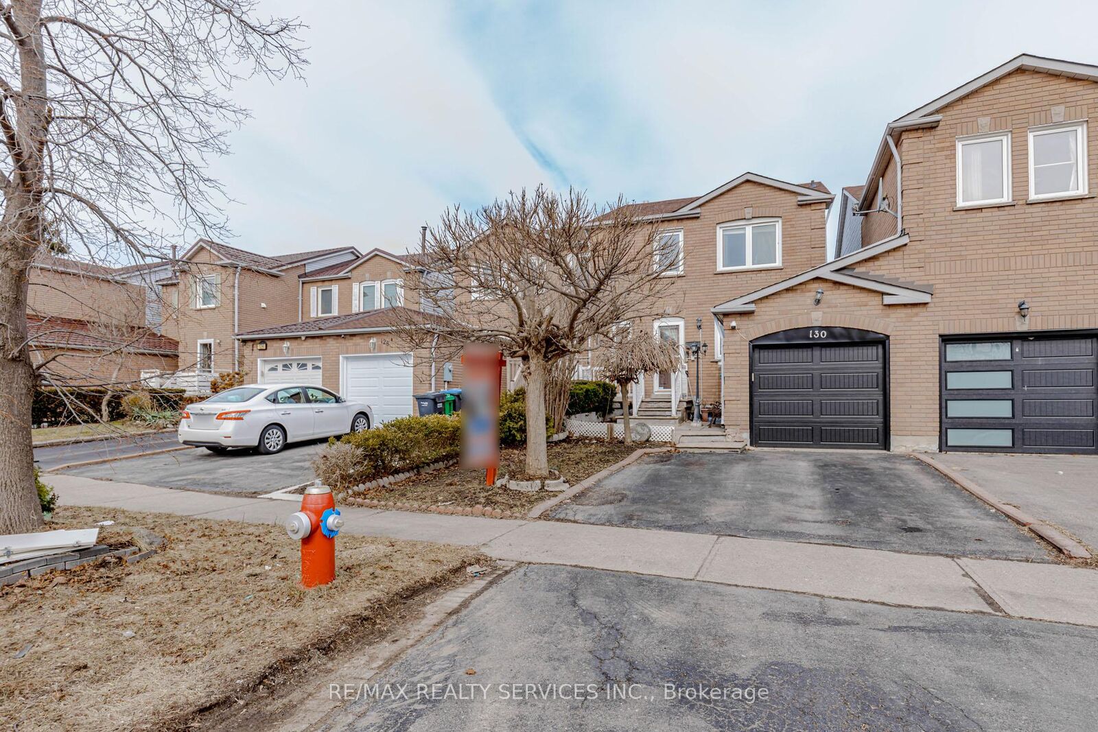 Property Photo:  130 Cutters Crescent  ON L6Y 4J8 