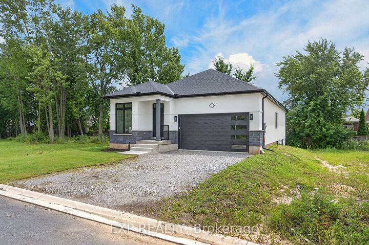 Property Photo: 11 Stickles Street ON L3C 3C3