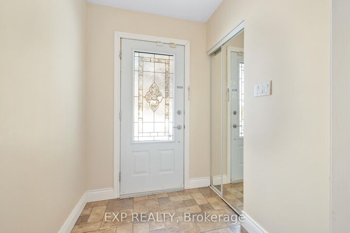 Property Photo: 888 Charleswood Avenue ON K1K 0W3