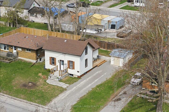 Property Photo: 126 King Street ON K9V 1E3