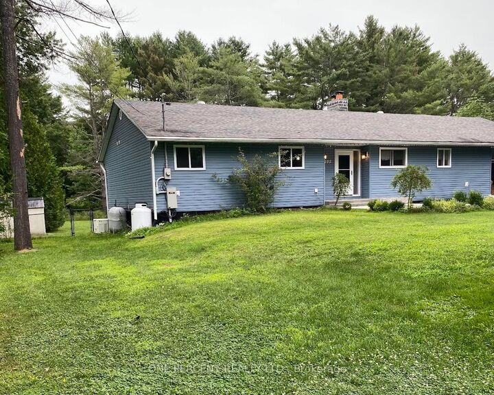 Property Photo:  105 Fredrick Street  ON P1L 0A1 