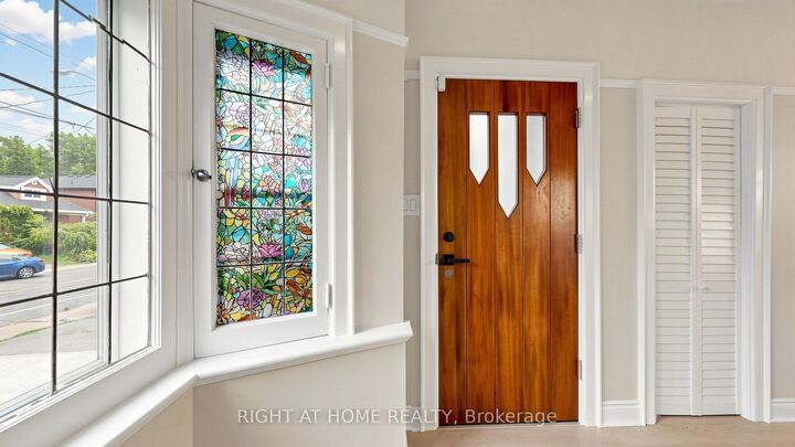 Property Photo: 59 Longwood Road N ON L8S 3V2