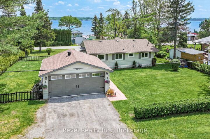 Property Photo: 133 Victoria Drive E ON K0M 1G0