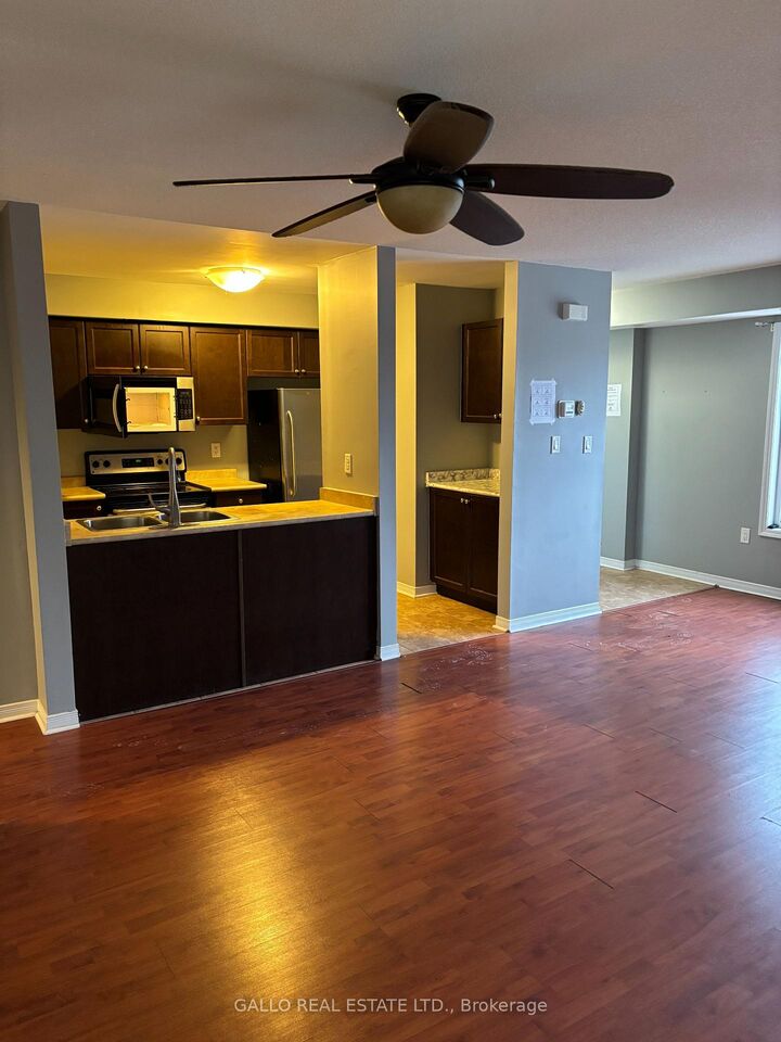 Property Photo: 2245 Bur Oak Avenue 86 ON L6E 0C2