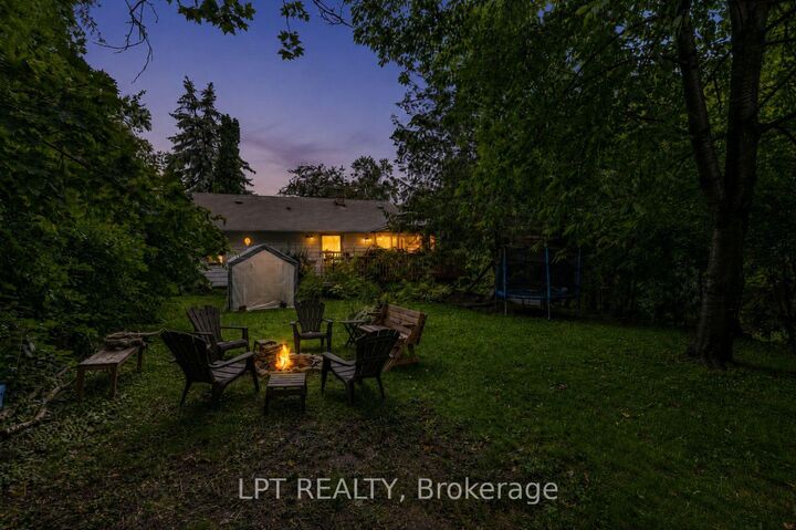 Property Photo:  98 Don Mor Drive  ON L3Y 1G7 