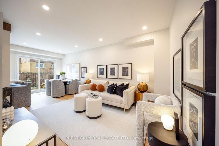 Photo de la propriété:  4094 Teakwood Drive  ON L5C 3L6 