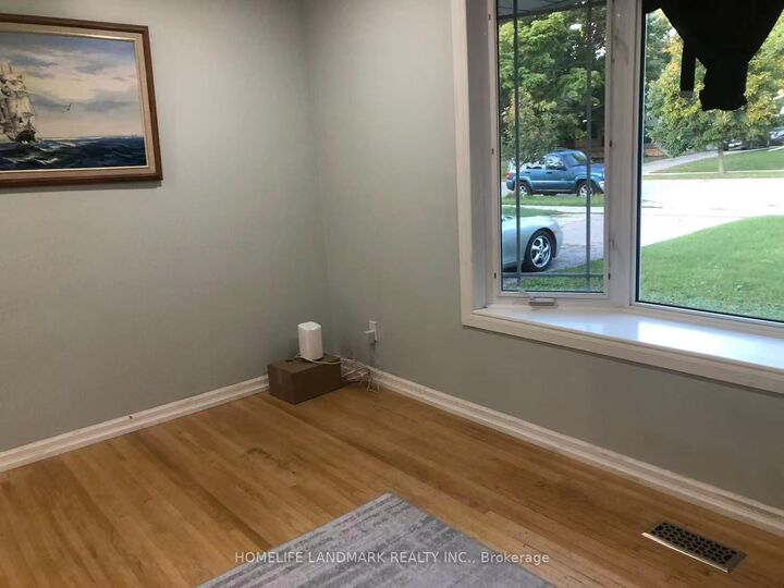 Property Photo:  195 Carter Avenue Upper  ON N2J 3K5 