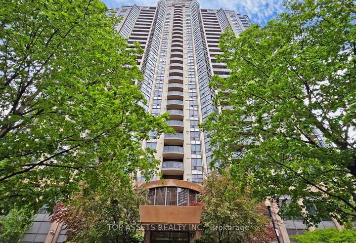 Property Photo:  10 Northtown Way 606  ON M2N 7L4 